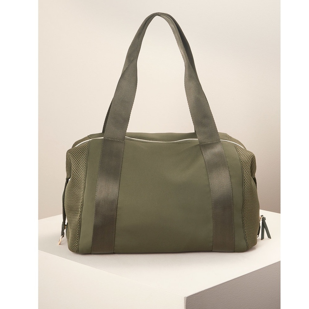 ๐ Stella & Dot Olive Crush It Duffle - Picture 2 of 10